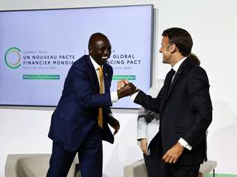 Παρίσι: Σύνοδος για ένα Παγκόσμιο Οικονομικό Σύμφωνο