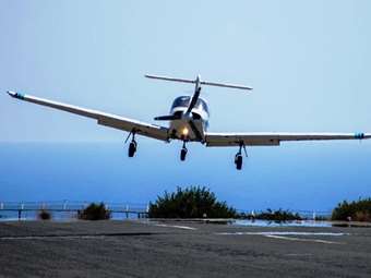 Σε αναστολή των πτήσεών τους προς και από το αεροδρόμιο της Βηρυτού προχώρησαν αεροπορικές εταιρείες από τον φόβο ισραηλινής επίθεσης