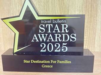 Λονδίνο: Βράβευση της Ελλάδας ως "Καλύτερου Προορισμού για Οικογένειες"