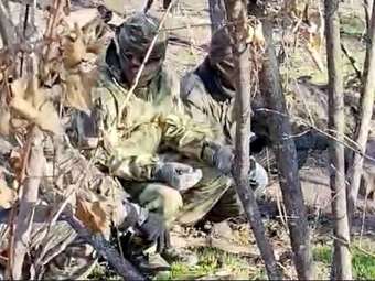 Η Ρωσία παραπλάνησε εκατοντάδες νέους από την Υεμένη - Πήγαν για να δουλέψουν και βρέθηκαν να πολεμούν στην Ουκρανία