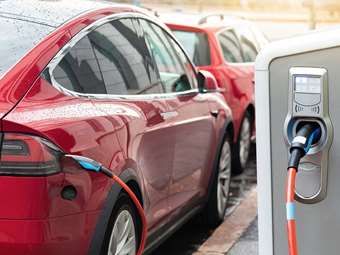 Ποια είναι η κινεζική NIO που ανάβει μηχανές στην ελληνική αγορά αυτοκινήτου