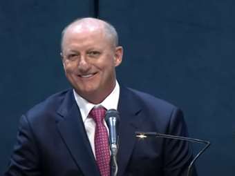 Γκρεγκ Άμπελ: Ποιος είναι ο διάδοχος του Μπάφετ στην Berkshire