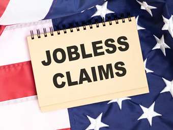 ΗΠΑ: Ξεπέρασαν τις εκτιμήσεις οι αρχικές αιτήσεις επιδομάτων ανεργίας