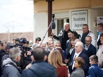 Τον οικισμό Ακρινή που θα γίνει "πράσινος" επισκέφθηκε ο Κ. Μητσοτάκης