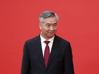 Την Ελλάδα επισκέπτεται ανώτερος Κινέζος αξιωματούχος