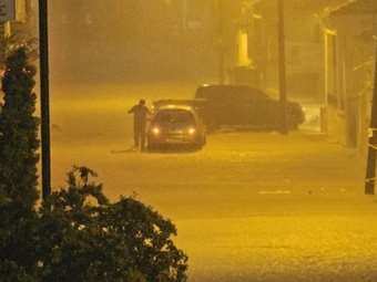 Κακοκαιρία: 111 κλήσεις δέχθηκε η Πυροσβεστική στην Αττική - Αποκαταστάθηκε η κυκλοφορία στη λεωφόρο Πάρνηθας