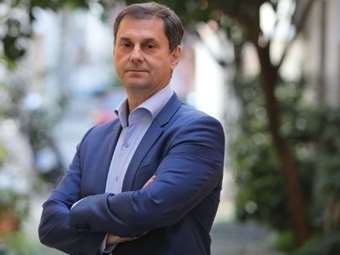 Επαφές Χ. Θεοχάρη με επενδυτές και επιχειρηματίες στη Νέα Υόρκη