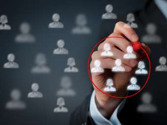 Ρεκόρ απασχόλησης στις ηλικίες 20 ως 64 ετών με άλμα στο 71,7%