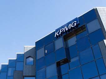 Έκθεση KPMG: Τα ποσοστά κατανάλωσης παράνομων τσιγάρων παραμένουν σε ανησυχητικά επίπεδα στην ΕΕ