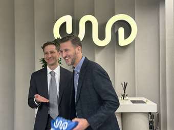 Το πλάνο του Άλεξ Λάτση για την ελληνικής προέλευσης εταιρεία αθλητικών ΕΝΑ Athletics