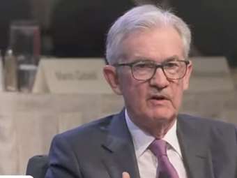 Powell: Η Fed προχωρά προσεκτικά, ανοικτό το ενδεχόμενο νέας αύξησης επιτοκίων
