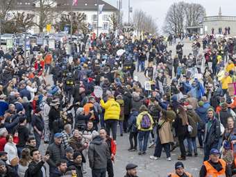Ελβετία: Διαδήλωση στον τόπο κατοικίας της αρχηγού της AfD Άλις Βάιντελ
