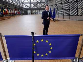 Ντόναχιου: Οι οικονομικές προβλέψεις της Κομισιόν δείχνουν ότι η ευρωζώνη έχει διατηρήσει την ανθεκτικότητά της