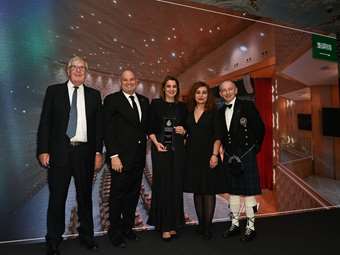 STIRIXIS Group: Βραβεύτηκε για τον σχεδιασμό του καλύτερου δημόσιου χώρου στον κόσμο και των καλύτερων γραφείων στην Ευρώπη