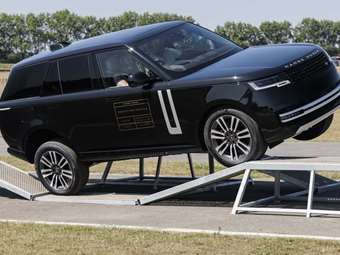 To Range Rover Electric καταργεί το "πιο βρώμικο σημείο του αυτοκινήτου"