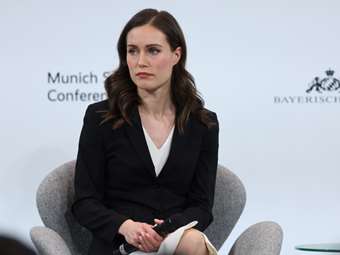 Φινλανδία: Η κάποτε νεότερη πρωθυπουργός στον κόσμο, Σάνα Μάριν, παραιτήθηκε και από την ηγεσία του κόμματός της