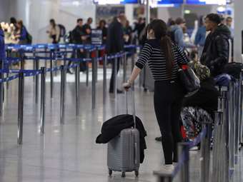 Bank of Greece: Inbound travel flows rise 5.4% in Jan-Feb 2025