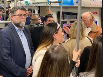 Βασίλης Οικονόμου: Νυχτερινή έξοδος με ασφάλεια για τους νέους με το Μετρό