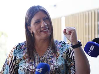 Ζ. Κωνσταντοπούλου προς Κ. Μητσοτάκη: Αυτορυθμιστείτε και μην μας μεταρρυθμίζετε άλλο, σας παρακαλούμε