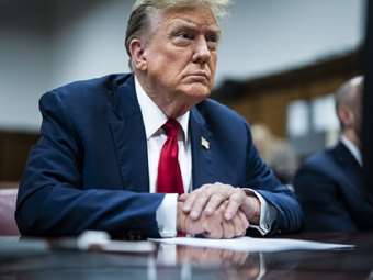 ΗΠΑ: Ο Μάικλ Κόεν καταθέτει στη δίκη του Ντόναλντ Τραμπ στο Μανχάταν