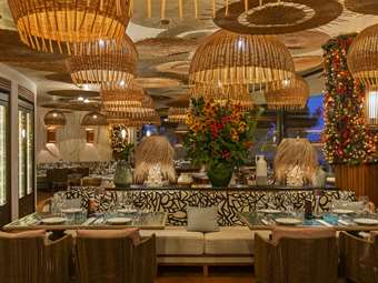 Το Beefbar Athens υποδέχεται τις γιορτές γεμάτο λάμψη και cosmopolitan vibes