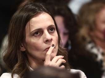 Έφη Αχτσιόγλου: ΝΔ και ακροδεξιά συναγωνίζονται για την προεκλογική εύνοια της Εκκλησίας