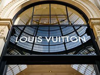 Λιανεμπόριο: Τα είδη πολυτελείας ανθούν – και – στην Ελλάδα