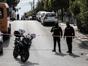 Δίκη για τη δολοφονία Καραϊβάζ: Ξεκίνησαν οι καταθέσεις με πρώτη της χήρας του δημοσιογράφου