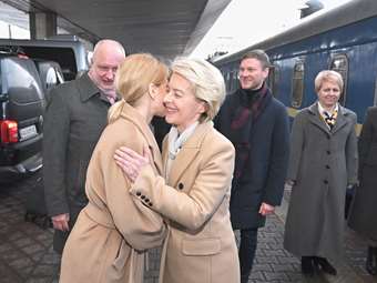 Στο Κίεβο σήμερα η φον ντερ Λάιεν μαζί με 15 Ευρωπαίους Επιτρόπους