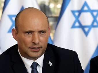 "Qatargate" στο Ισραήλ: Ο πρώην πρωθυπουργός Μπένετ κατηγορεί το γραφείο του Νετανιάχου για προδοσία