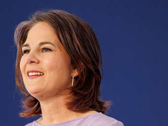 Αν. Μπέρμποκ: Το Ισραήλ πρέπει να λάβει σοβαρά υπόψη τη γνωμοδότηση της Χάγης για τους εποικισμούς