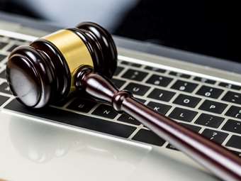 Στο σφυρί από την εφορία 36 ακίνητα μεγάλων οφειλετών