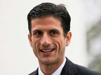 Ο εγγονός του προέδρου Κένεντι θα διεκδικήσει μια έδρα στη Βουλή των Αντιπροσώπων των ΗΠΑ