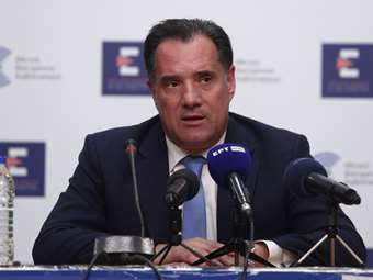 Health Min Georgiadis announces campaign to highlight importance of vaccination against COVID-19