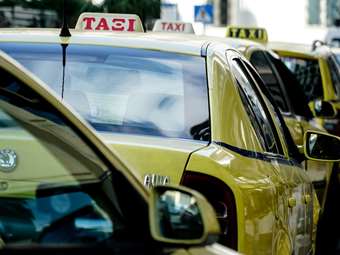 Χωρίς ταξί η Αττική - Απεργούν Τρίτη και Τετάρτη