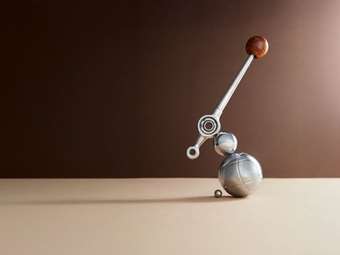 H πιο όμορφη μπίλια λεβιέ ταχυτήτων αγωνιστικής Porsche είναι μόλις 24 γραμμάρια