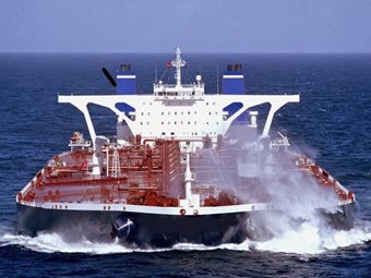 Οι κυρώσεις κατά της Ρωσίας οδηγούν στα ύψη τις τιμές παλαιότερων δεξαμενόπλοιων