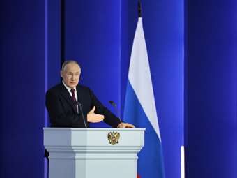 Ουκρανικό υπ. Άμυνας: Ο Πούτιν επισκέφθηκε την κατεστραμμένη Μαριούπολη τη νύχτα "σαν κλέφτης"