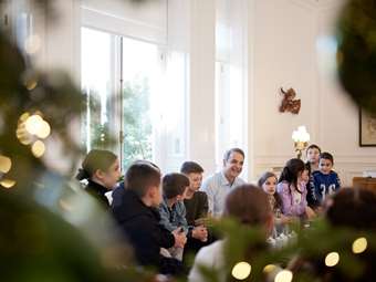 Κ. Μητσοτάκης: Συνάντηση με μαθητές του μειονοτικού Δημοτικού Μεγάλου Δερείου