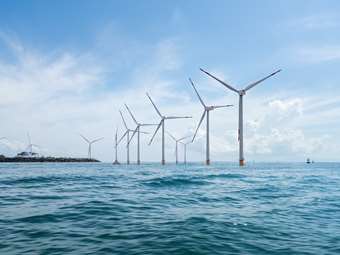 Ποια είναι η βιομηχανία σιδήρου στον Βόλο που φτιάχνει βάσεις για offshore αιολικά σε όλη την Ευρώπη