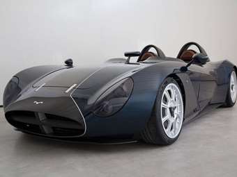 Mignatta Rina: ένα αναλογικό supercar με κινητήρα V8