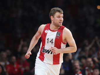 Ο Σάσα Βεζένκοφ επένδυσε στην κυπριακή EMBIO Diagnostics