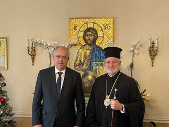 Συνάντηση του Τ. Θεοδωρικάκου με τον Αρχιεπίσκοπο Αμερικής Ελπιδοφόρο