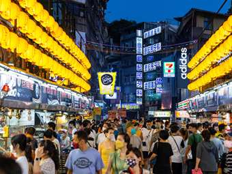 Κίνα - Nanchang: Το παγκόσμιο κέντρο LED και VR που μετρά ιστορία από την Αυτοκρατορία των Χαν