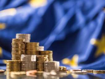 H Ευρωπαϊκή Επιτροπή ενέκρινε το ελληνικό σχέδιο ύψους €150 εκατ. για τη στήριξη εταιρειών έντασης ενέργειας