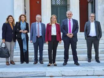 Επίσκεψη της Ζ. Ράπτη στο ΕΜΠ: Σύμβολο ακαδημαϊκής παράδοσης και καινοτομίας