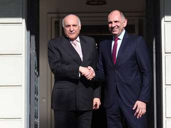 Συνάντηση Γ. Γεραπετρίτη με ΥΠΕΞ Αλγερίας: "Ενώνουμε τις φωνές μας στη βάση του Διεθνούς Δικαίου"
