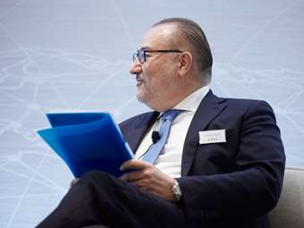 Γάμος Alpha Finance- Axia Ventures: Οι αριθμοί πίσω από το deal για το ελληνικό mega επενδυτικό group