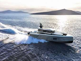 Η XO Boats παρουσιάζει το νέο μοντέλο XO EXPLR 44