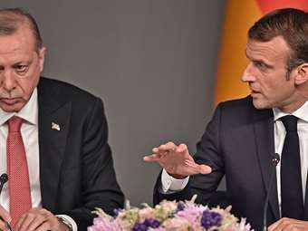 Bloomberg: Ερντογάν καλεί Μακρόν να επιτρέψει στην Τουρκία να αγοράσει και να συμπαραγάγει ευρωπαϊκούς αμυντικούς πυραύλους